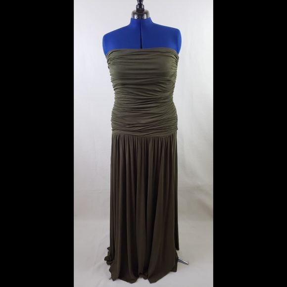 Newport News Dresses & Skirts - Newport News strapless Ruched maxi dress size XL